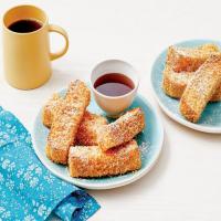 Crunchy French Toast Sticks image