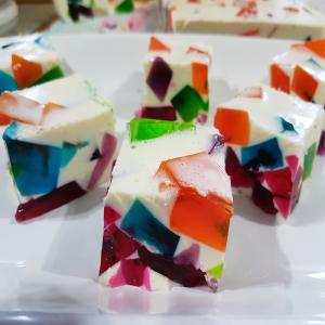 STAINED GLASS CHEESECAKE SQUARES_image