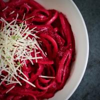 Fettuccine with Creamy Roasted Beet Sauce_image