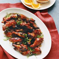 Spicy-Sweet Chicken Wings image
