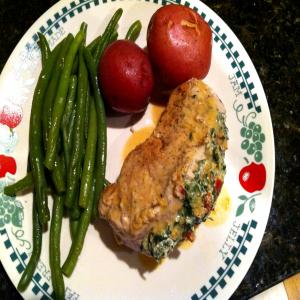 Pork Chops Stuffed With Sun-Dried Tomatoes and Spinach_image