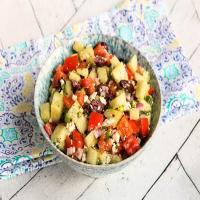 Pami's Chunky Chopped Salad_image
