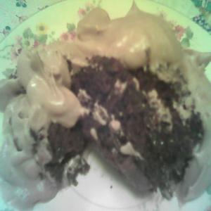 White Chocolate Truffle and Chocolate Fudge Layer Cake_image