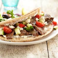 Greek Lamb Pita with Tzatziki Sauce_image