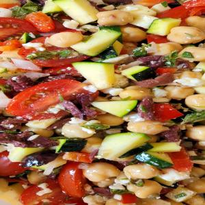 Mediterranean Zucchini and Chickpea Salad_image