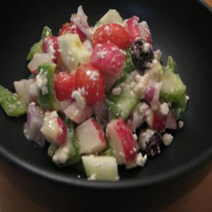 Mediterranean Salad in Minutes_image
