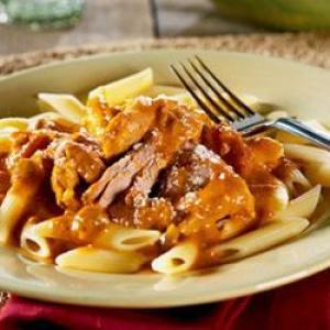 Creamy Blush Sauce with Turkey and Penne_image