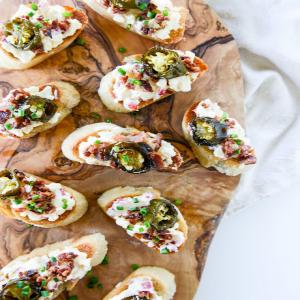 Bacon Ciabatta Crostini with Pimento Cheese and Candied Jalapeños_image