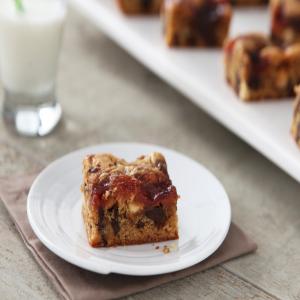 Peanut Butter and Jelly Blondies_image
