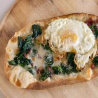 Smoked Scamorza, Spinach and Pancetta Pizza image
