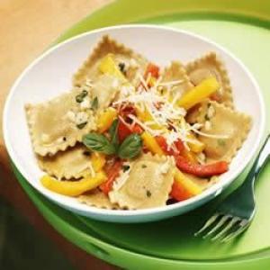 Grilled Tri-Color Peppers with Whole Wheat Chicken and Prosciutto Ravioli_image