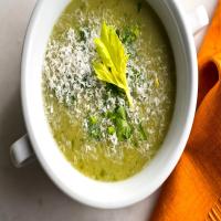Puréed Broccoli and Celery Soup_image
