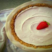 Strawberry Yogurt Pie I image