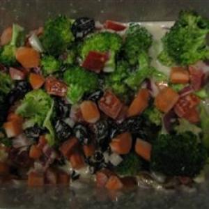Raw Vegan Broccoli Salad_image