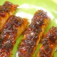 Barbecued Salmon with Grilled Romaine and Citrus Vinaigrette_image