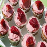 Delicious Strawberry Cupcakes & Strawberry Frosting image