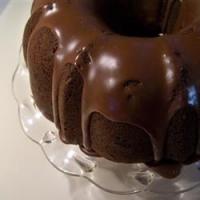 Easy Chocolate Bundt Cake Glaze_image