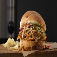 Slow-Cooker Asian Pulled Chicken Sandwiches_image