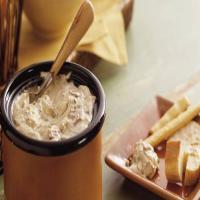 Slow-Cooker Smoky Bacon and Horseradish Dip_image