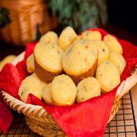 Smoked Cheddar Cornbread With Scallions and Red Pepper image