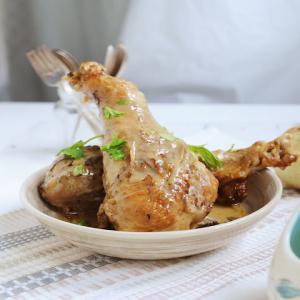 Slow Cooker Braised Turkey Legs_image