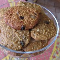 Chewy Oatmeal Raisin Cookies image