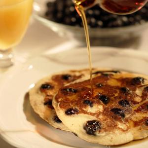 BLD's blueberry ricotta pancakes_image