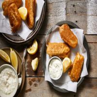 Super Crispy Fried Fish Fingers with Easy Homemade Tartar Sauce_image