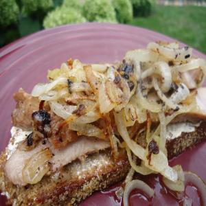 The Electrician's Supper (Hot Sliced Pork Sandwich)_image
