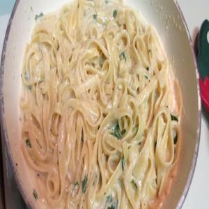 One Pot Garlic Parmesan Pasta Recipe - (4.4/5) image