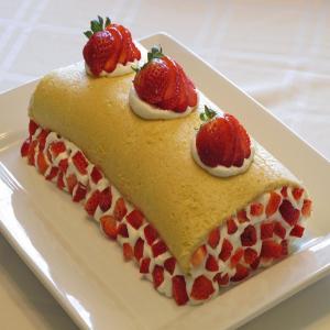 Strawberry Roll Cake_image