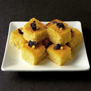 Lemon & violet drizzle cake_image