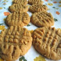 The Easiest Peanut Butter Cookies Ever - 3 Ingred. image