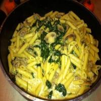 Penne with Sausage and Spinach_image