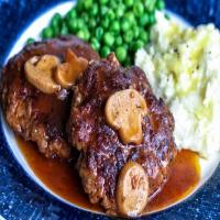 Easy and Tasty Salisbury Steak With Gravy_image