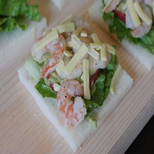 Avocado and Shrimp Sandwich Toast_image