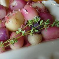 Radishes Simmered with Thyme image