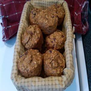 Healthy Banana-Oatmeal-Craisin Muffins - Ww Points Plus = 4 image