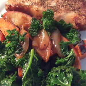 Fennel-Rubbed Pork Chops with Apple, Kale, and Sweet Potato_image