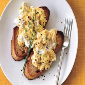 Soft Scrambled Eggs with Fresh Ricotta and Chives Recipe | Epicurious.com_image