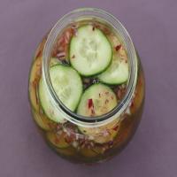 Quick Pickle - Cucumbers and Onions Recipe - (4.6/5)_image