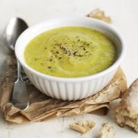 Spiced parsnip & cauliflower soup image