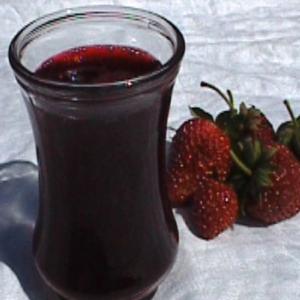 Reduced Strawberry Syrup_image