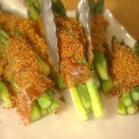 Roasted Asparagus Bundles wrapped in Prosciutto with Seasoned Bread Crumbs image