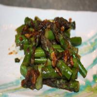 Stir Fried Broccoli With Ginger and Hoisin Sauce_image