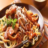 Slow-Cooker Chicken Cacciatore with Linguine_image