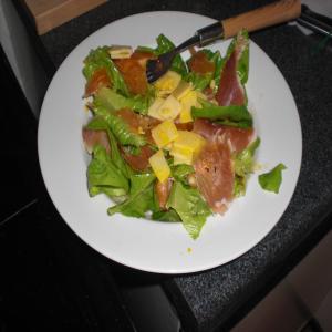 Parma Ham and Cheddar Salad_image