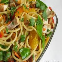 Asian Noodle Salad with Chicken and Cashews_image