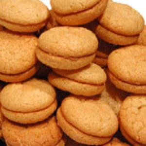 Old-Fashioned Macaroons image