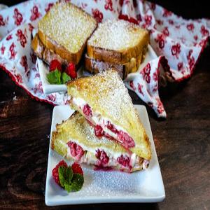 Raspberry and Cream Cheese Stuffed French Toast_image